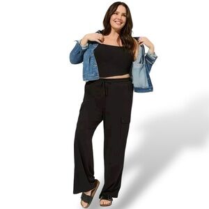 Torrid Wide Leg‎ Pull On Lightweight Pull On Pant in Black Women's Plus 1X